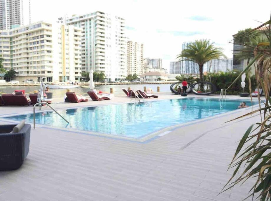 Beachwalk 1B 1B Incredible View Apartment 14 A 할렌데일비치 외부 사진